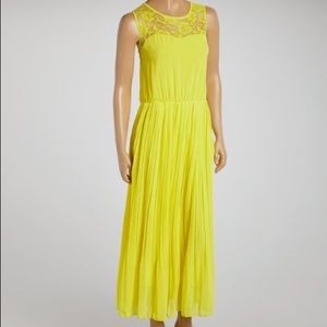 Magic Yellow Lace Maxi Dress
